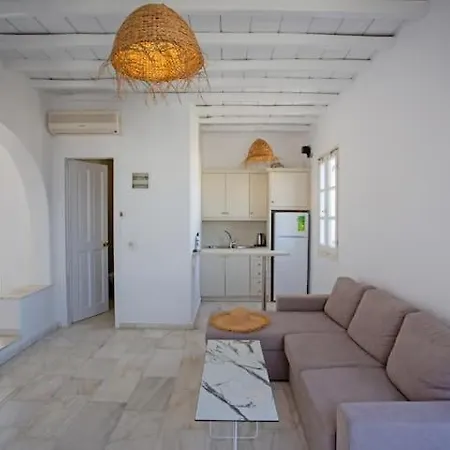 Ylami Studio Apartment